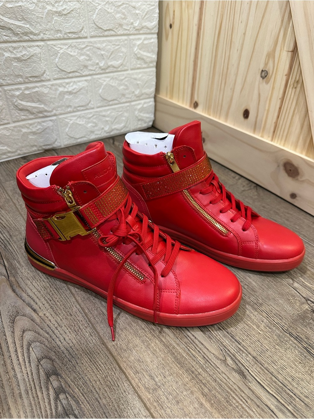 Aldo Roger High Top Lace-up Basketball Sneakers Men's US 11 EU 44 Red Gold New